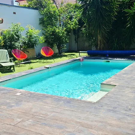 Charmante Avec Piscine Privee Villa *